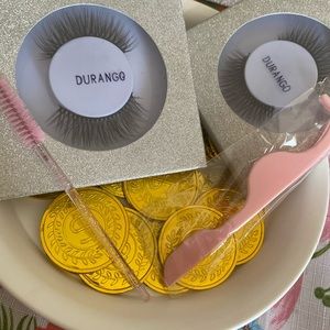 Durango lashes from la buchona lashes